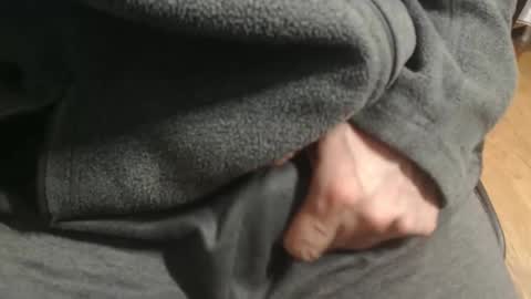 Snapshot of raccon68 chatting on January 2025 08:00:01 PM Raccoon68 online show from January 2025 08:00:01 PM