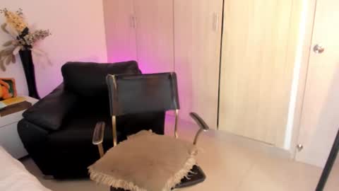Snapshot of rachaeldeckard chatting on October 2025 04:35:02 AM natalia - online show from October 2025 04:35:02 AM