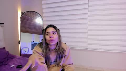 Rachell online show from October 2025 04:32:01 AM