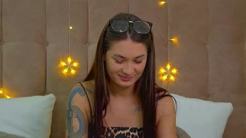 RachellSimpson online show from January 2025 06:38:01 PM