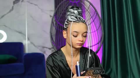 Ann online show from November 2025 05:20:01 AM