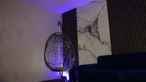 Ann online show from December 2025 05:23:01 AM