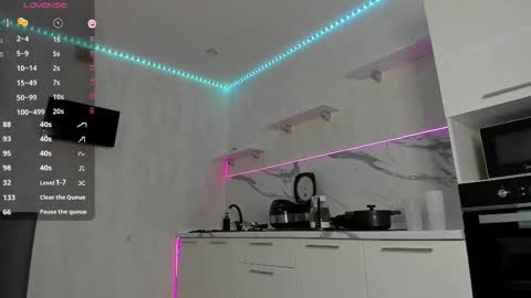 radiance_ online show from October 2025 05:32:02 PM