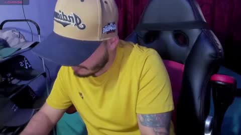 ragnar_lothbrok77 online show from March 2025 11:56:02 PM