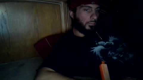 Snapshot of raidersman757 chatting on December 2025 06:19:02 AM hitman online show from December 2025 06:19:02 AM