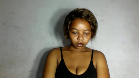 raissa38 online show from December 2025 03:00:02 AM