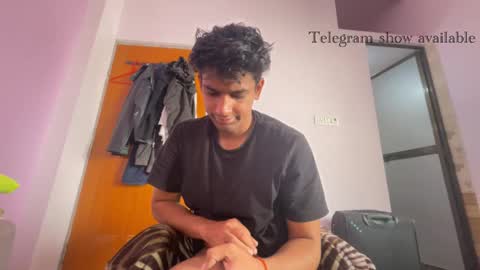 raju_smith online show from November 2025 08:17:02 AM