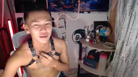 ralfhuge24 online show from February 2026 02:15:02 PM