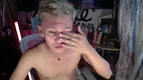 ralfhuge24 online show from April 2026 08:09:02 AM