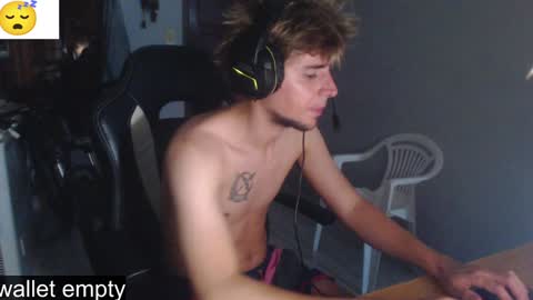 Snapshot of ramisexyloveyou chatting on February 2025 12:30:01 AM Ramiro online show from February 2025 12:30:01 AM