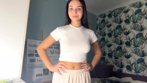 Snapshot of ranaeriveras chatting on October 2025 08:10:01 PM ShyBerry online show from October 2025 08:10:01 PM