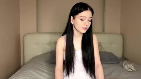 Snapshot of randiburt chatting on September 2025 11:59:02 AM Luna online show from September 2025 11:59:02 AM