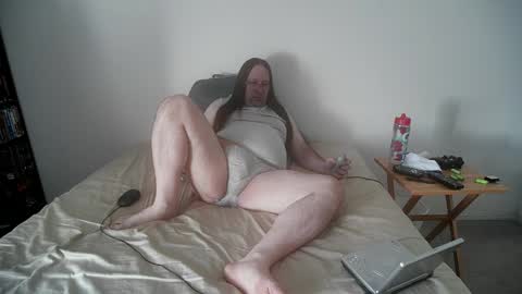 Snapshot of rando1235 chatting on April 2026 06:27:01 PM rando1235 online show from April 2026 06:27:01 PM