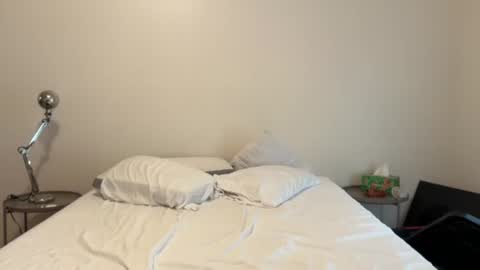 random_sexy online show from July 2026 11:42:02 PM