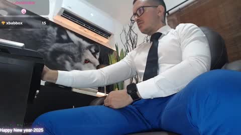 Snapshot of randylukehot chatting on March 2025 06:44:02 PM randylukehot online show from March 2025 06:44:02 PM