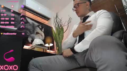 Snapshot of randylukehot chatting on September 2025 05:15:02 PM randylukehot online show from September 2025 05:15:02 PM