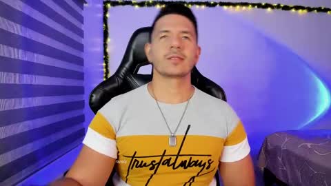 Jonas online show from April 2026 12:06:01 AM