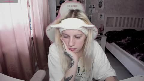 Snapshot of rapunzel_cute chatting on February 2026 01:26:02 PM Rapunzel online show from February 2026 01:26:02 PM