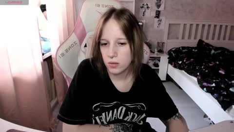 Snapshot of rapunzel_cute chatting on March 2026 01:17:02 PM Rapunzel online show from March 2026 01:17:02 PM