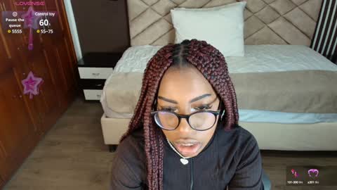 Snapshot of raqueljones_ chatting on January 2025 11:48:01 AM Raquel online show from January 2025 11:48:01 AM