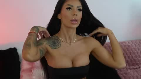 raquellexo online show from June 2026 10:28:02 AM