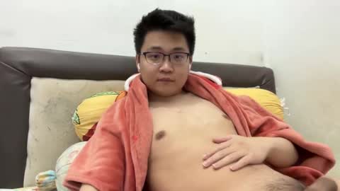 randomnaut online show from January 2026 07:17:01 PM