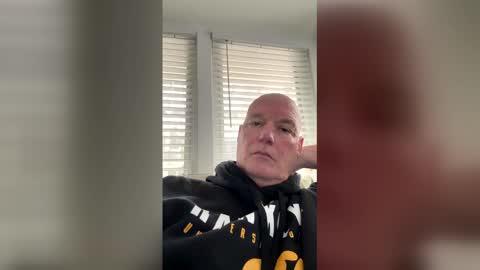 ravchat online show from February 2026 07:21:02 PM