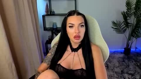 raven_inkk online show from February 2026 10:47:02 AM