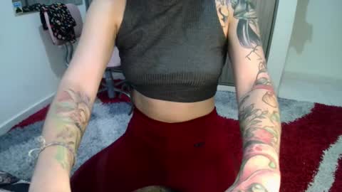 Snapshot of raven_sam33 chatting on February 2026 10:21:01 PM Sam in the dark3 online show from February 2026 10:21:01 PM