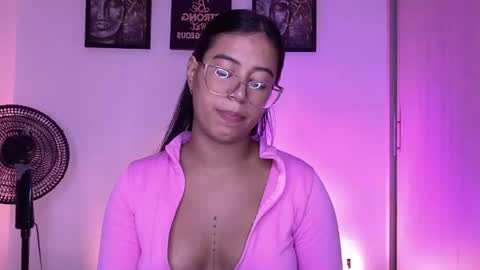 Snapshot of raven_stonee01 chatting on July 2026 04:36:02 AM RAVEN online show from July 2026 04:36:02 AM