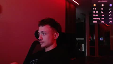 Snapshot of ravine_doleg chatting on September 2025 12:03:02 AM Alex Nash online show from September 2025 12:03:02 AM