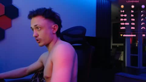 Snapshot of ravine_doleg chatting on October 2025 11:47:02 PM Alex Nash online show from October 2025 11:47:02 PM