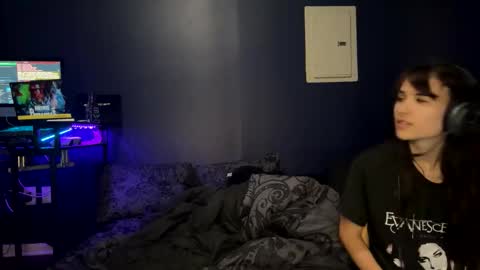 Snapshot of ravyn_nyx chatting on October 2025 02:45:02 AM Ravyn and Nyx online show from October 2025 02:45:02 AM