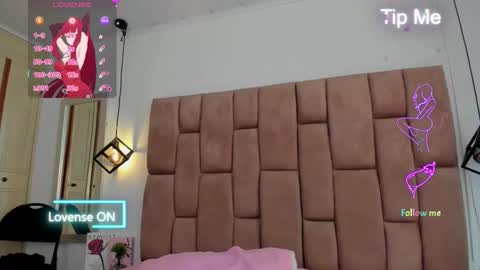 ravynrouge_ online show from September 2025 05:36:02 PM