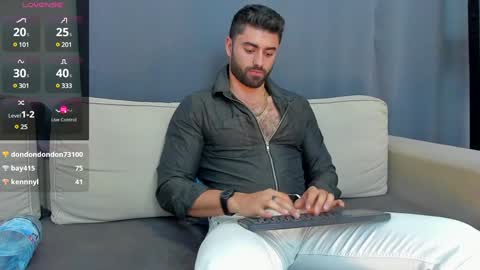 Adam online show from December 2024 10:28:02 AM