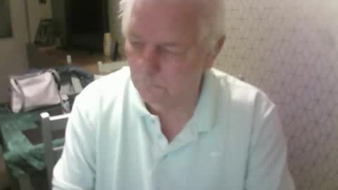 ray47 online show from October 2025 10:12:02 PM