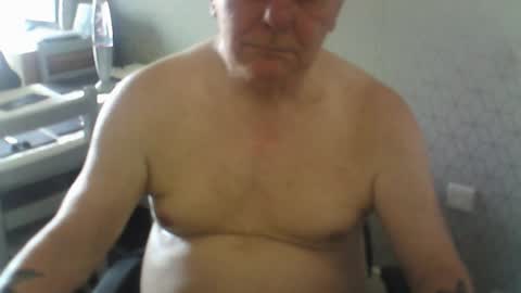 Snapshot of ray477 chatting on July 2026 03:16:01 PM ray477 online show from July 2026 03:16:01 PM