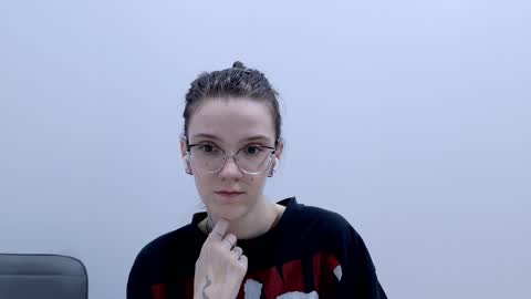 Ray-Ray online show from February 2026 10:27:02 AM