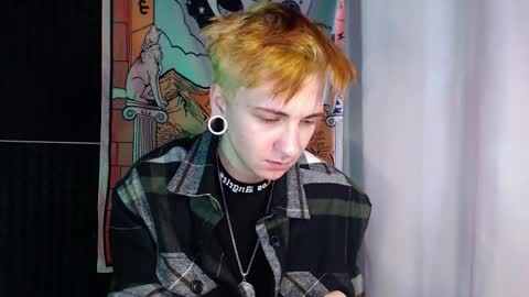 Snapshot of ray_taylorr chatting on March 2026 01:49:01 PM Ray online show from March 2026 01:49:01 PM