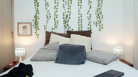 Ray online show from December 2025 01:10:01 AM