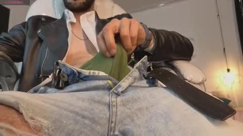 Snapshot of rayan_ortiz chatting on November 2025 04:13:02 AM rayan_ortiz online show from November 2025 04:13:02 AM