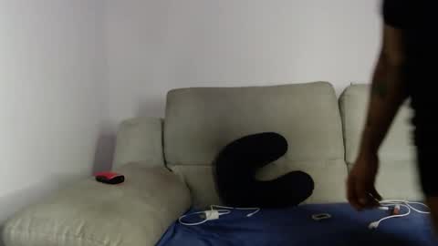 Ray  online show from February 2026 06:48:01 PM