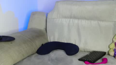 Ray  online show from March 2026 06:00:01 PM