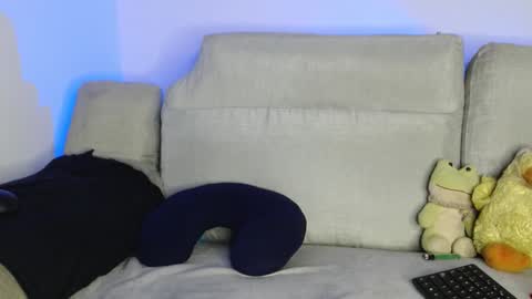 Ray  online show from March 2026 02:48:01 AM