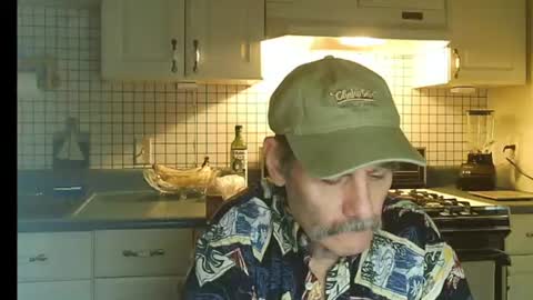 Snapshot of raylene4u2 chatting on July 2026 08:31:01 AM Ray online show from July 2026 08:31:01 AM