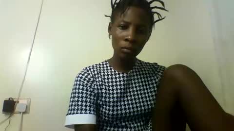 Snapshot of raylucia chatting on April 2026 02:51:02 AM ray online show from April 2026 02:51:02 AM