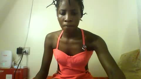 Snapshot of raylucia chatting on April 2026 12:46:02 AM ray online show from April 2026 12:46:02 AM