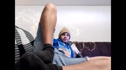 Snapshot of raymartino chatting on December 2025 02:51:02 AM RayMartino online show from December 2025 02:51:02 AM