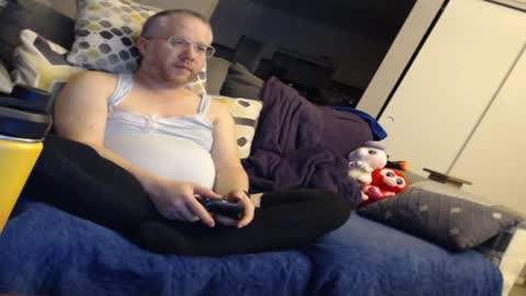 Snapshot of raymondsun chatting on January 2025 04:01:01 AM Sunshine Ray online show from January 2025 04:01:01 AM