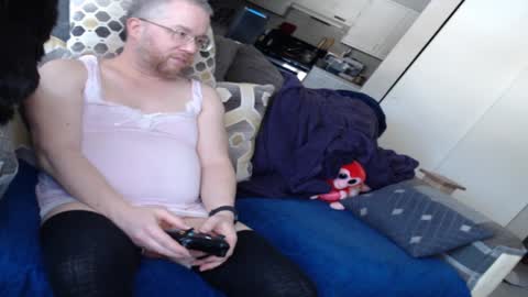 Snapshot of raymondsun chatting on January 2025 05:23:02 PM Sunshine Ray online show from January 2025 05:23:02 PM